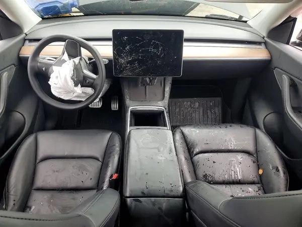 7SAYGDEF3NF485734 2022 TESLA MODEL Y - Image 8