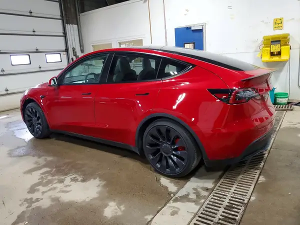 7SAYGDEF3NF486382 2022 TESLA MODEL Y - Image 2