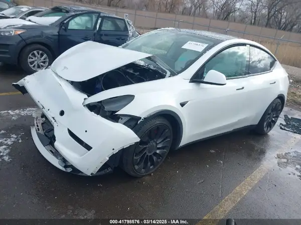 7SAYGDEF3NF488598 2022 TESLA MODEL Y - Image 2