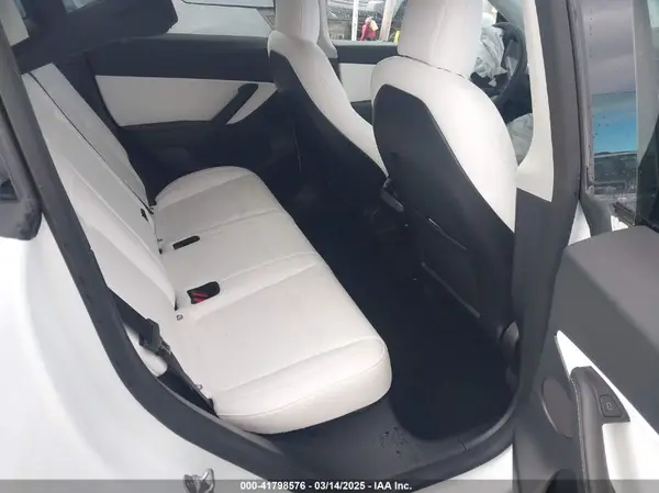 7SAYGDEF3NF488598 2022 TESLA MODEL Y - Image 8