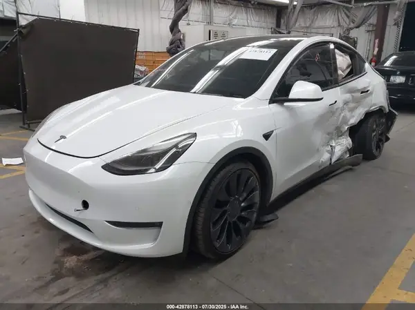 7SAYGDEF3NF488794 2022 TESLA MODEL Y - Image 2