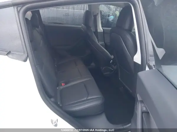 7SAYGDEF3NF511748 2022 TESLA MODEL Y - Image 8
