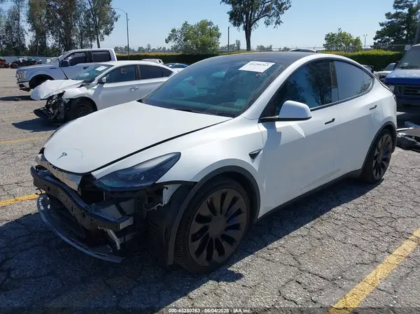 7SAYGDEF3NF513158 2022 TESLA MODEL Y - Image 2