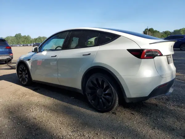 7SAYGDEF3NF516349 2022 TESLA MODEL Y - Image 2