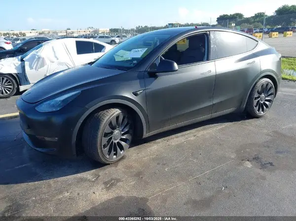 7SAYGDEF3NF534723 2022 TESLA MODEL Y - Image 2