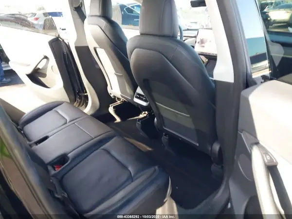 7SAYGDEF3NF534723 2022 TESLA MODEL Y - Image 8
