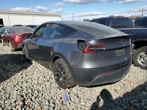 7SAYGDEF3NF538724 2022 TESLA MODEL Y - Image 2