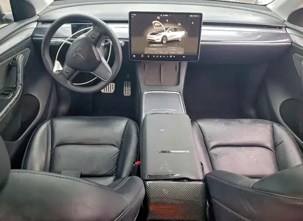 7SAYGDEF3NF547018 2022 TESLA MODEL Y - Image 8
