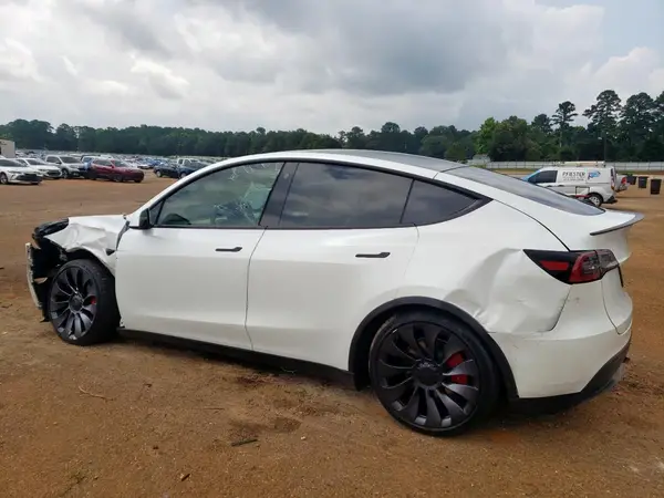 7SAYGDEF3NF557029 2022 TESLA MODEL Y - Image 2