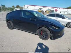 7SAYGDEF3NF557760 2022 TESLA MODEL Y