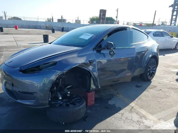 7SAYGDEF3NF561002 2022 TESLA MODEL Y - Image 2