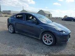 7SAYGDEF3PF586369 2023 TESLA MODEL Y