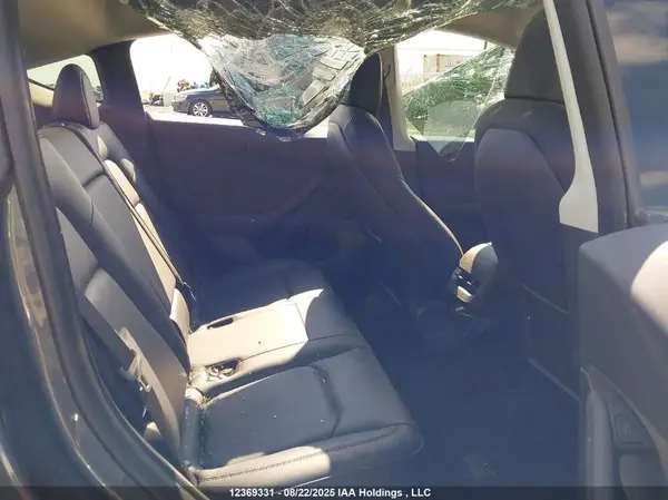 7SAYGDEF3PF586369 2023 TESLA MODEL Y - Image 8