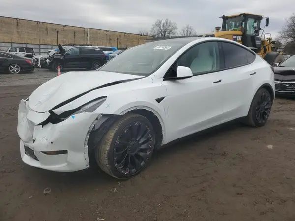 7SAYGDEF3PF589773 2023 TESLA MODEL Y - Image 1