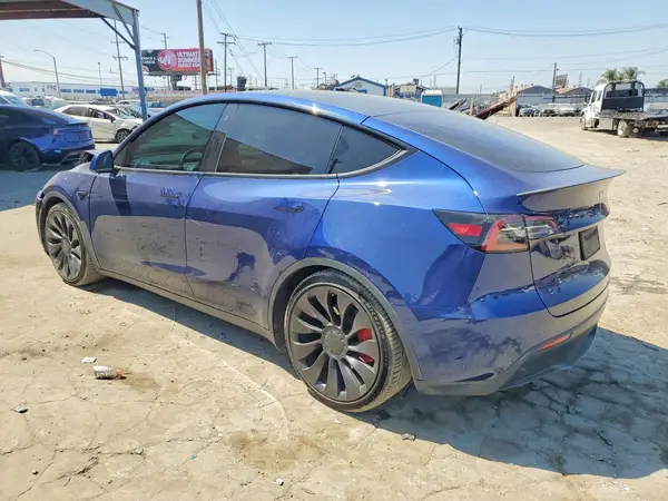 7SAYGDEF3PF599185 2023 TESLA MODEL Y - Image 2