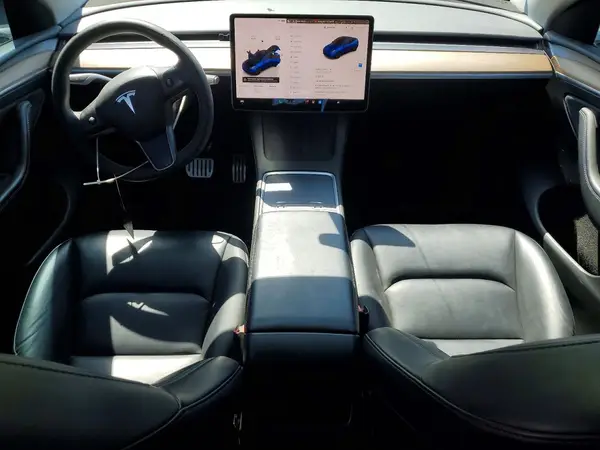 7SAYGDEF3PF599185 2023 TESLA MODEL Y - Image 8