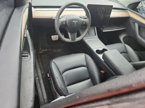 7SAYGDEF3PF614350 2023 TESLA MODEL Y - Image 8