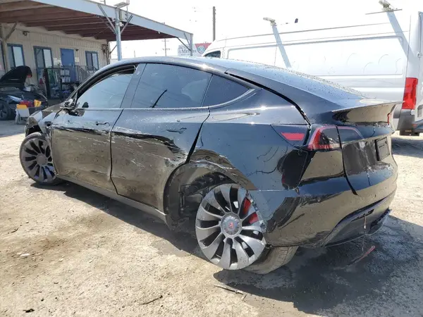 7SAYGDEF3PF640835 2023 TESLA MODEL Y - Image 2