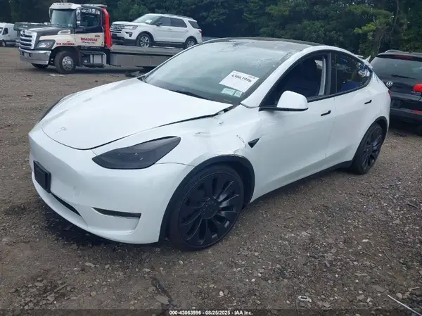 7SAYGDEF3PF697374 2023 TESLA MODEL Y - Image 2