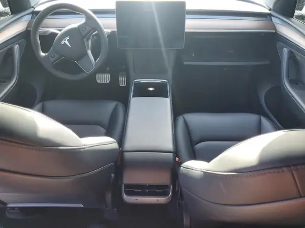 7SAYGDEF3PF700936 2023 TESLA MODEL Y - Image 8