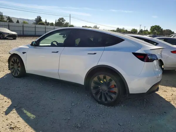 7SAYGDEF3PF707529 2023 TESLA MODEL Y - Image 2