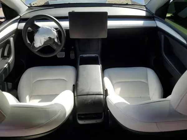 7SAYGDEF3PF741129 2023 TESLA MODEL Y - Image 8