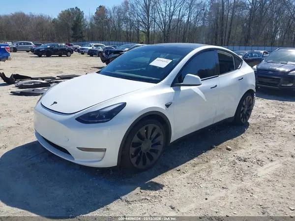 7SAYGDEF3PF745228 2023 TESLA MODEL Y - Image 2