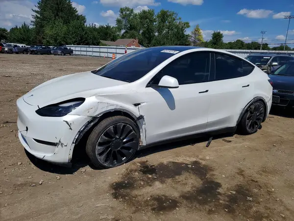 7SAYGDEF3PF754883 2023 TESLA MODEL Y - Image 1