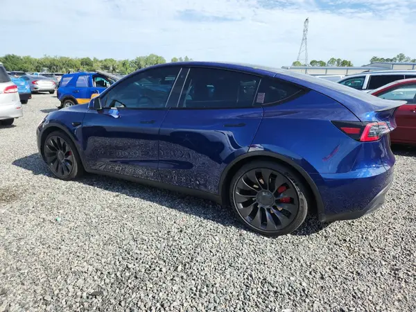 7SAYGDEF3PF758707 2023 TESLA MODEL Y - Image 2