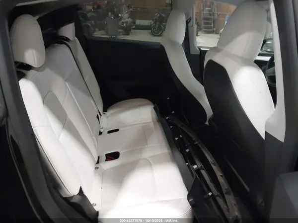 7SAYGDEF3PF772445 2023 TESLA MODEL Y - Image 8