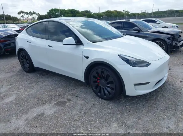 7SAYGDEF3PF784403 2023 TESLA MODEL Y - Image 1