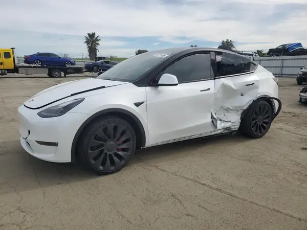 7SAYGDEF3PF785289 2023 TESLA MODEL Y - Image 1