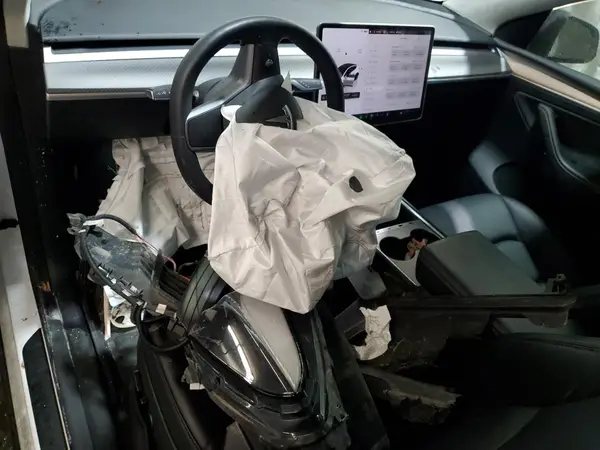 7SAYGDEF3PF792422 2023 TESLA MODEL Y - Image 8