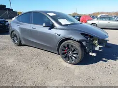 7SAYGDEF3PF797135 2023 TESLA MODEL Y
