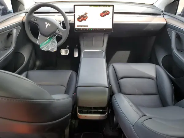 7SAYGDEF3PF831896 2023 TESLA MODEL Y - Image 8