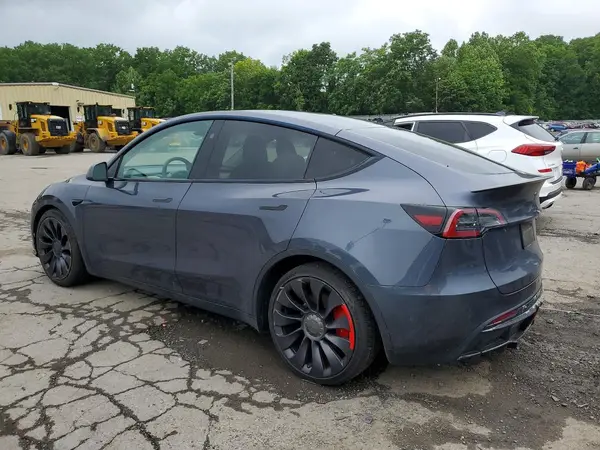 7SAYGDEF3PF866079 2023 TESLA MODEL Y - Image 2