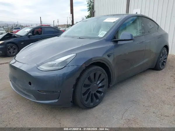 7SAYGDEF3PF871086 2023 TESLA MODEL Y - Image 2