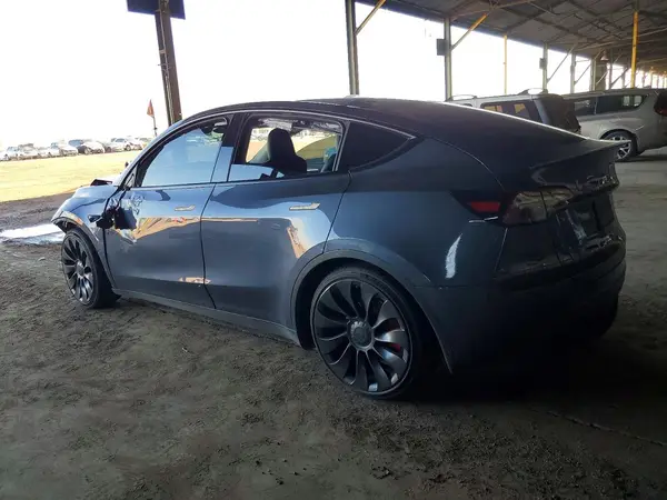 7SAYGDEF3PF899941 2023 TESLA MODEL Y - Image 2