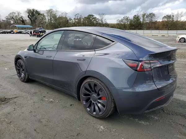 7SAYGDEF3PF944182 2023 TESLA MODEL Y - Image 2