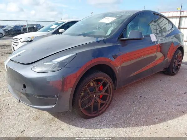 7SAYGDEF3PF968983 2023 TESLA MODEL Y - Image 2
