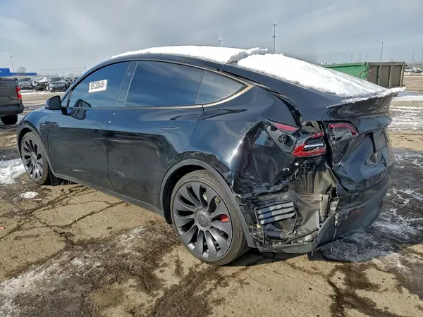 7SAYGDEF3RA304036 2024 TESLA MODEL Y - Image 2