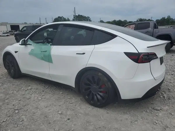 7SAYGDEF3RA308409 2024 TESLA MODEL Y - Image 2