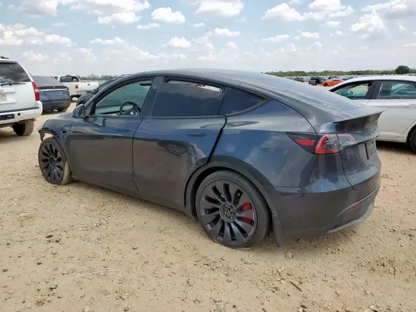 7SAYGDEF3RA311746 2024 TESLA MODEL Y - Image 2