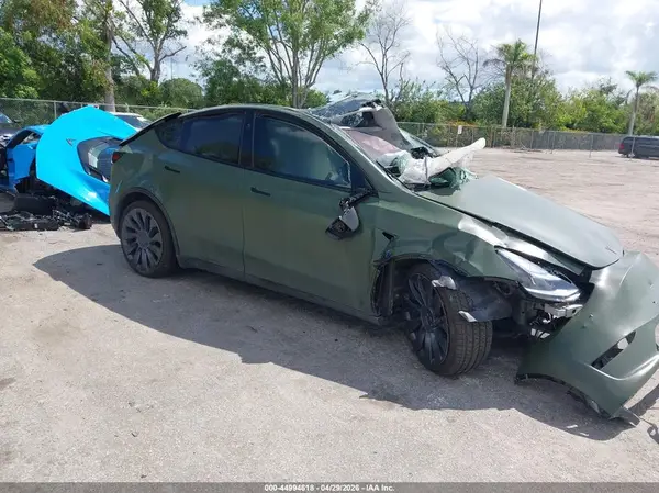 7SAYGDEF3RA311889 2024 TESLA MODEL Y - Image 1