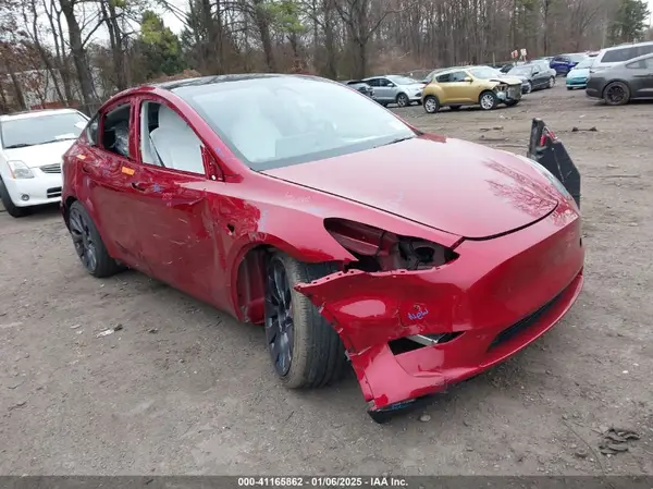 7SAYGDEF3RA321483 2024 TESLA MODEL Y - Image 1