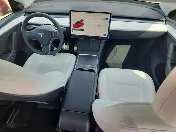 7SAYGDEF3RA332659 2024 TESLA MODEL Y - Image 8