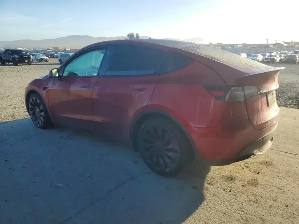 7SAYGDEF3RF049150 2024 TESLA MODEL Y - Image 2