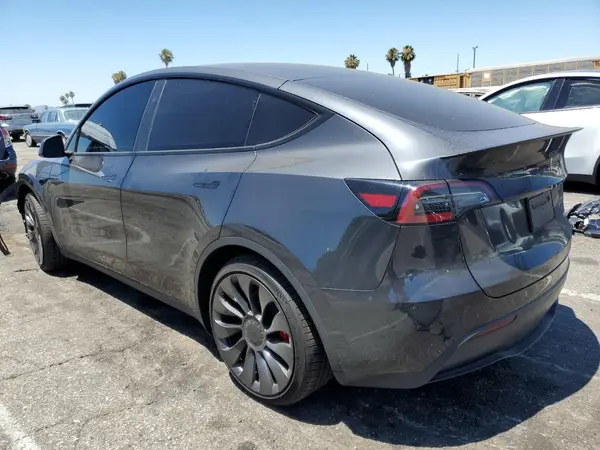 7SAYGDEF3RF049942 2024 TESLA MODEL Y - Image 2