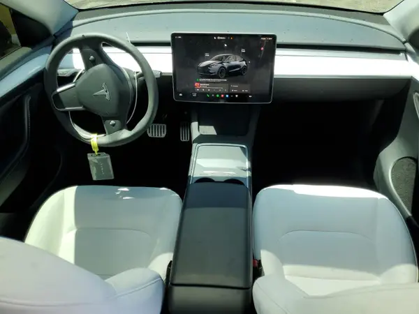 7SAYGDEF3RF049942 2024 TESLA MODEL Y - Image 8