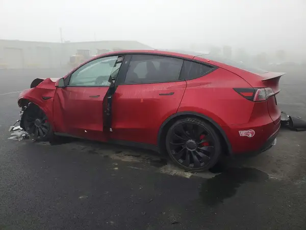 7SAYGDEF3RF066630 2024 TESLA MODEL Y - Image 2